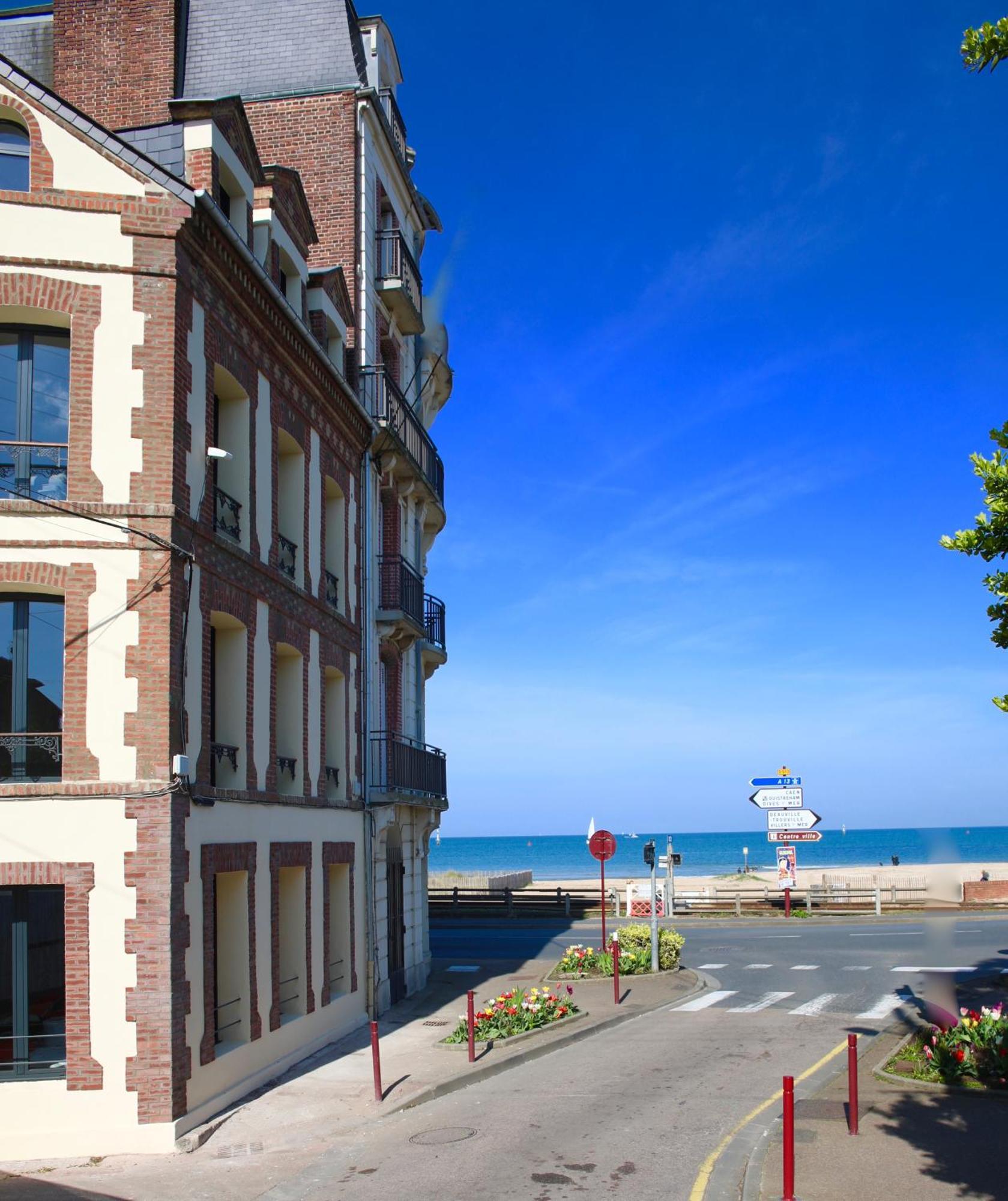 Nid Douillet A 30 Metres De La Grande Plage De Houlgate - Residence La Vague - Εξωτερικό φωτογραφία